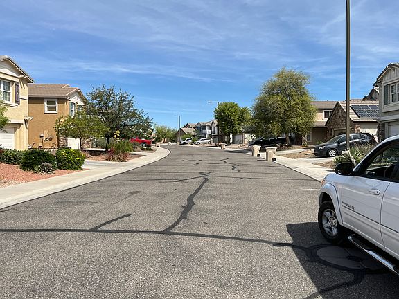 4th image of 3702 N 292nd Dr