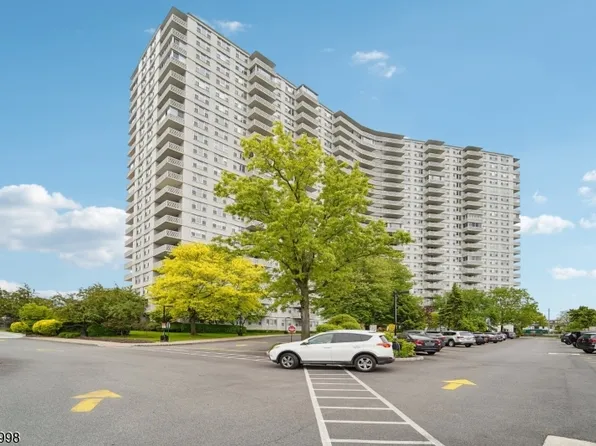 2000 Linwood Ave #4P, Fort Lee Boro, NJ 07024