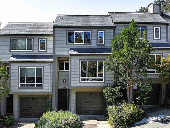2nd image of 684 Clarendon Ave