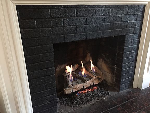 3rd image of 1405 W Laburnum Ave