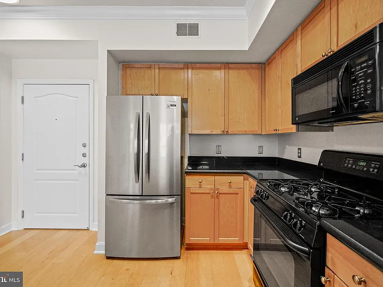 1441 Rhode Is #808 — Photo 7