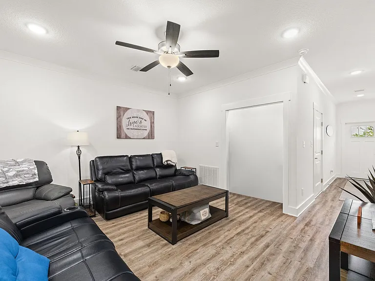 81 Date Palm Ln — Photo 9