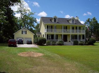 27 Seabrook Point Dr, Seabrook, SC 29940