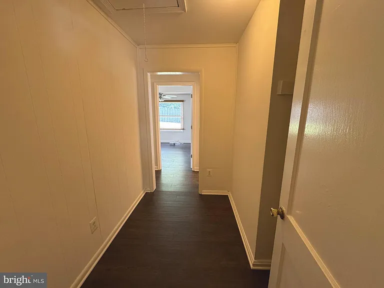 721 Crabb Ave — Photo 11