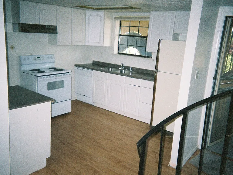 320 La Veta — Photo 1