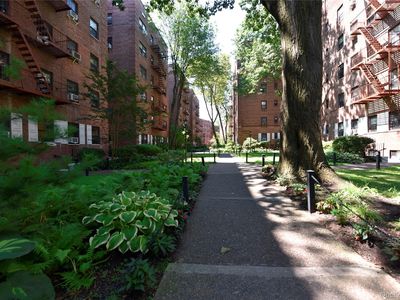 118-66 Metropolitan Ave #6J, Brooklyn, NY, 11249