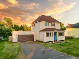 813 Harding Ave, Iron River, MI 49935