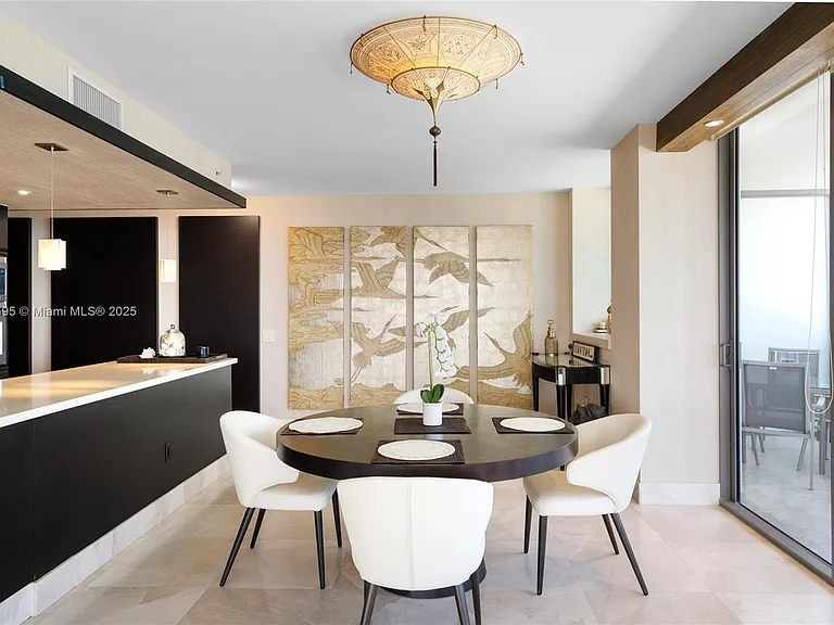 5875 Collins Ave #1902 — Photo 13