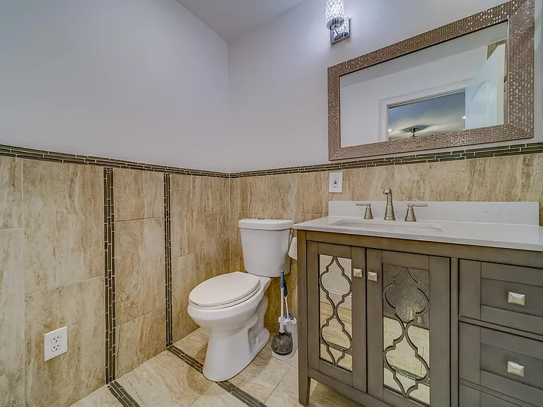 1116 Tangerine St — Photo 4