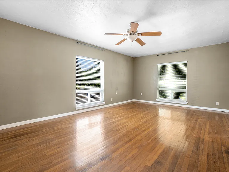 4723 Victor St #D — Photo 5