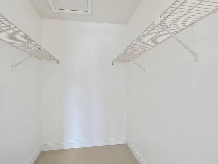 802 Sky Pine Way #E2 — Photo 5