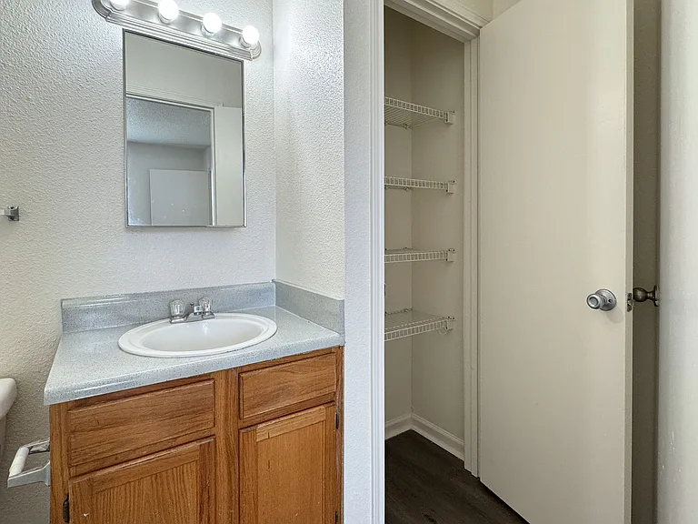 Camellia Trace Apartments — Photo 13