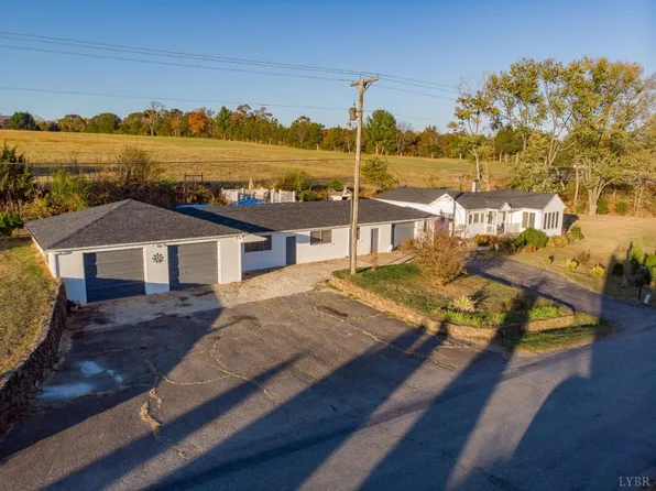 1626 Brookhill Rd, Forest, VA 24551