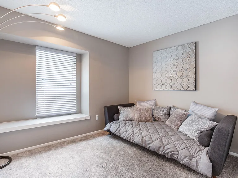 Greensview — Photo 45