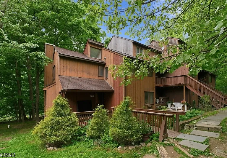 17G Village Way #17-6 — Photo 27