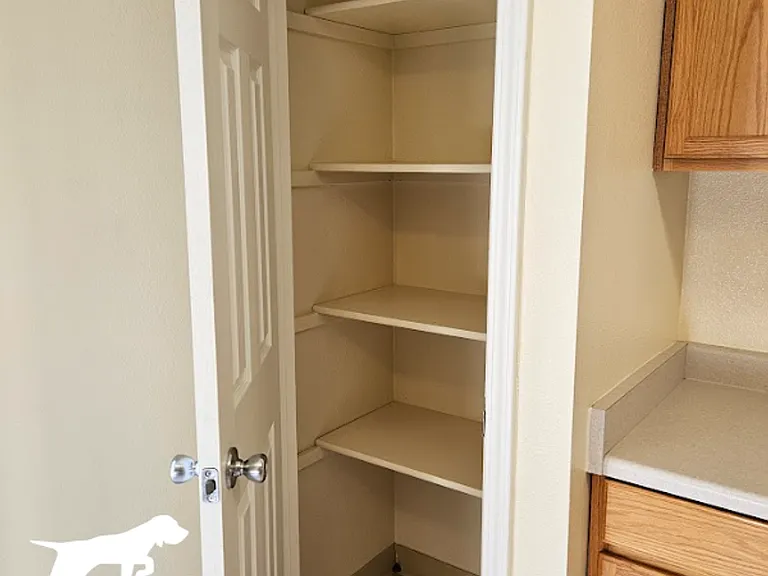 35 N Barritz Ct — Photo 6