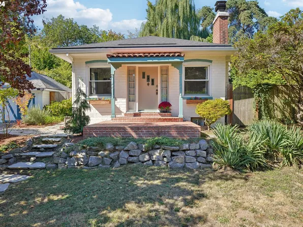 1279 SW Taylors Ferry Rd, Portland, OR 97219