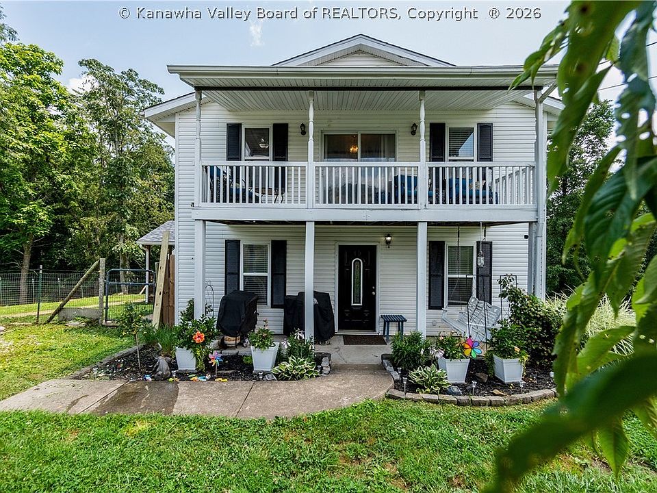 1st image of 260 Village Ln