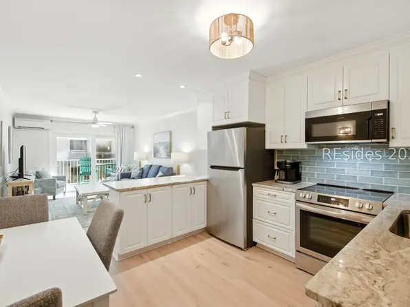 15 S Forest Beach Dr APT 3B, Hilton Head Island, SC 29928