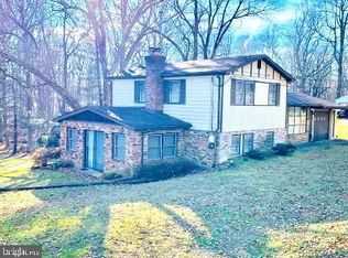 9811 Croom Rd, Upper Marlboro, MD 20772