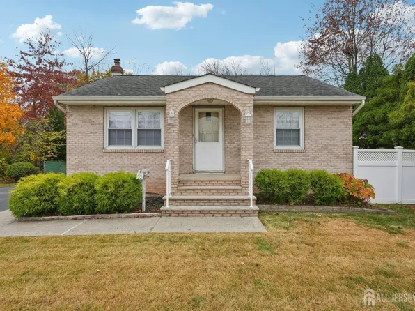 55 Metuchen Ave, Woodbridge, NJ 07095