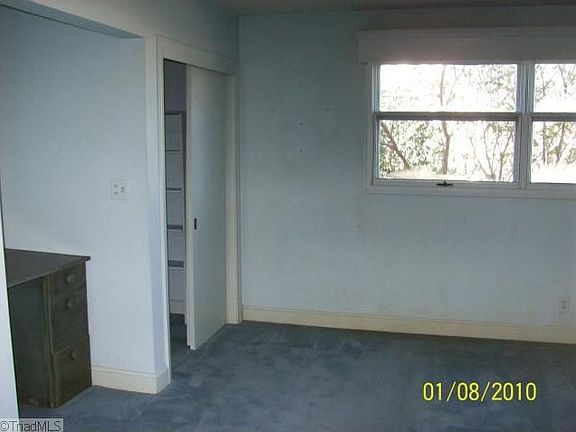 4th image of 1627 Paragon Dr