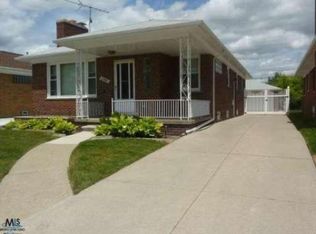 17381 Stricker Ave, Eastpointe, MI 48021