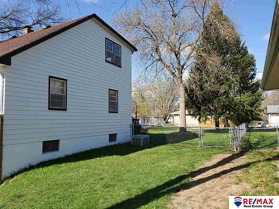 4th image of 706 Dublin Dr