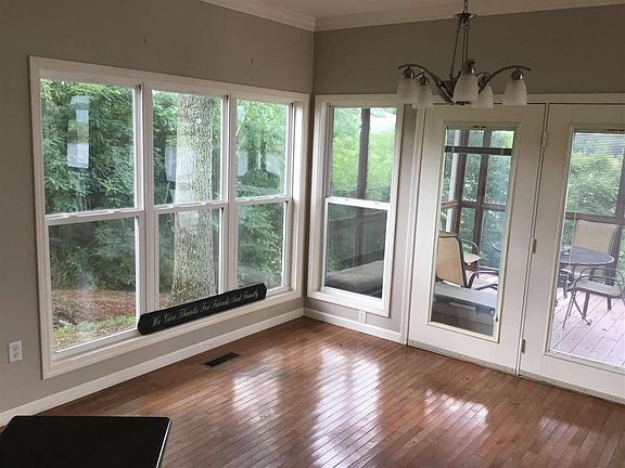 5th image of 55 Dickey Ln