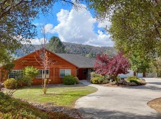 38788 Goldenrod Ln, Oakhurst, CA 93644