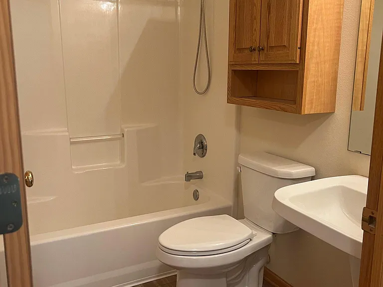 6044 Fountain Rd — Photo 14