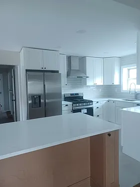 Large Renovated 3 Bedroom, Two Bath, (Aa) Freshly Painted, Lindenwood (Howard Beach) At Lindenwood — Photo 3