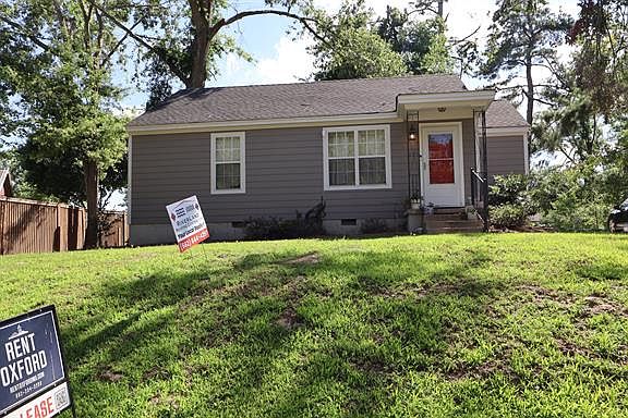 1st image of 107 Combs St