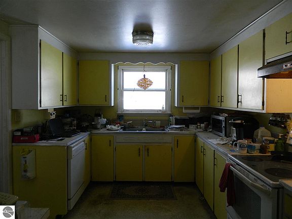 4th image of 2146 E Wenonah Dr