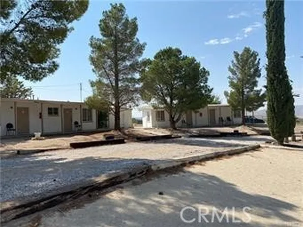 9401 Crystal Creek Rd, Lucerne Valley, CA 92356