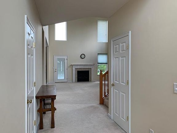 3rd image of 7716 Windsor Dr
