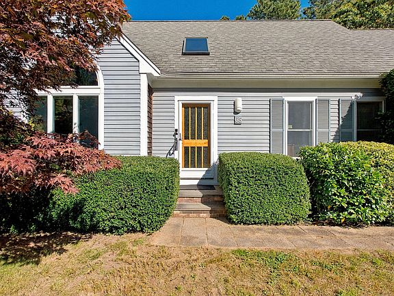 4th image of 65 Maple Lane