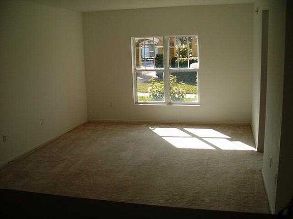 2nd image of 5095 Fairways Cir APT I104