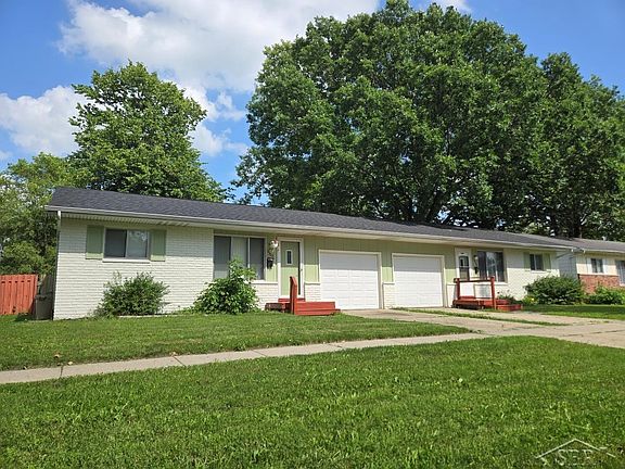 2nd image of 3900 Bauer Dr