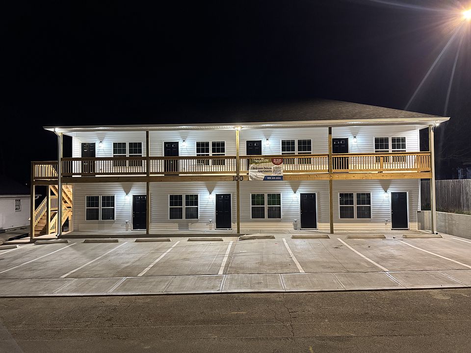2nd image of 100 Grande Ave