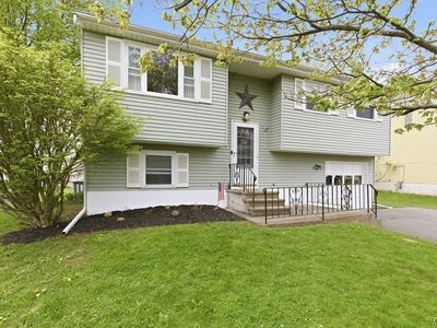 8217 Lucchesi Dr, Clay, NY, 13041
