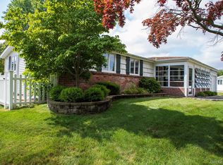 6 Freshman Ln, Stony Brook, NY 11790