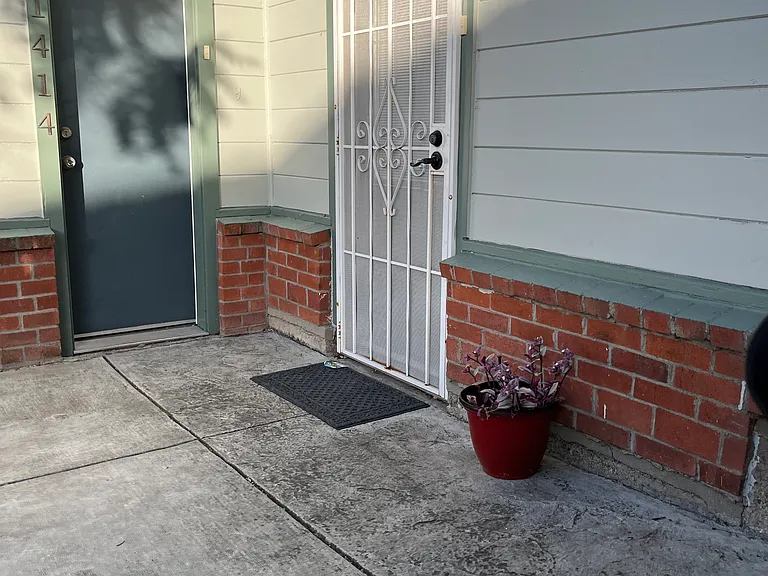 1416 D St #2 — Photo 6