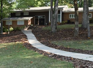 960 Nottingham Rd, High Point, NC 27262