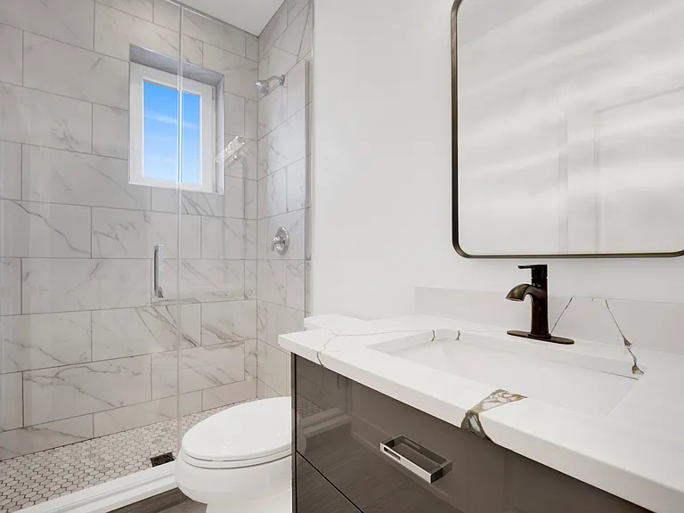 1814 S Throop St #3F — Photo 13