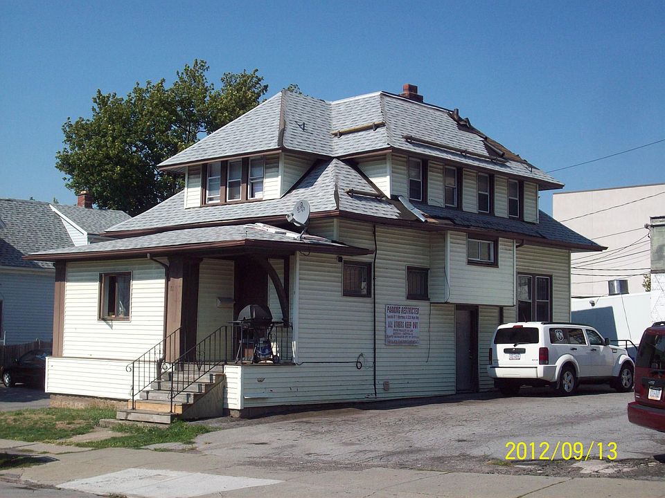 1st image of 11 Merrimac St