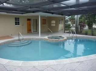 4243 Golden Gate Pkwy, Naples, FL 34116