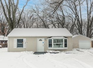 26 West Rd, Circle Pines, MN 55014