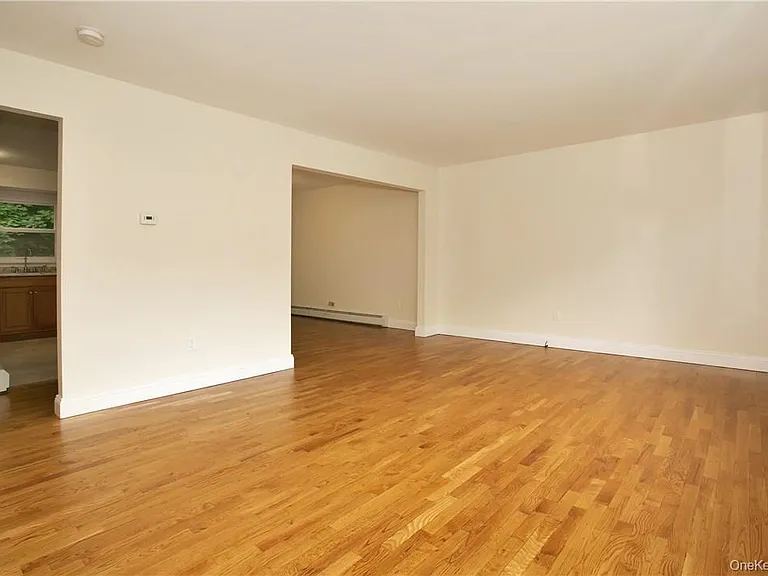 33 Margaret Keahon Dr — Photo 3