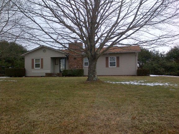 2nd image of 670 Timberline Dr